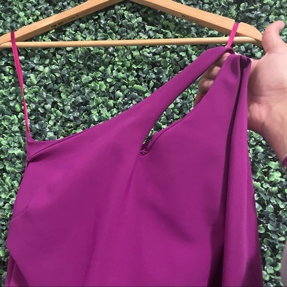 La Petite Robe di Chiara Boni
Purple Back Drape Gown - Picture 6 of 7